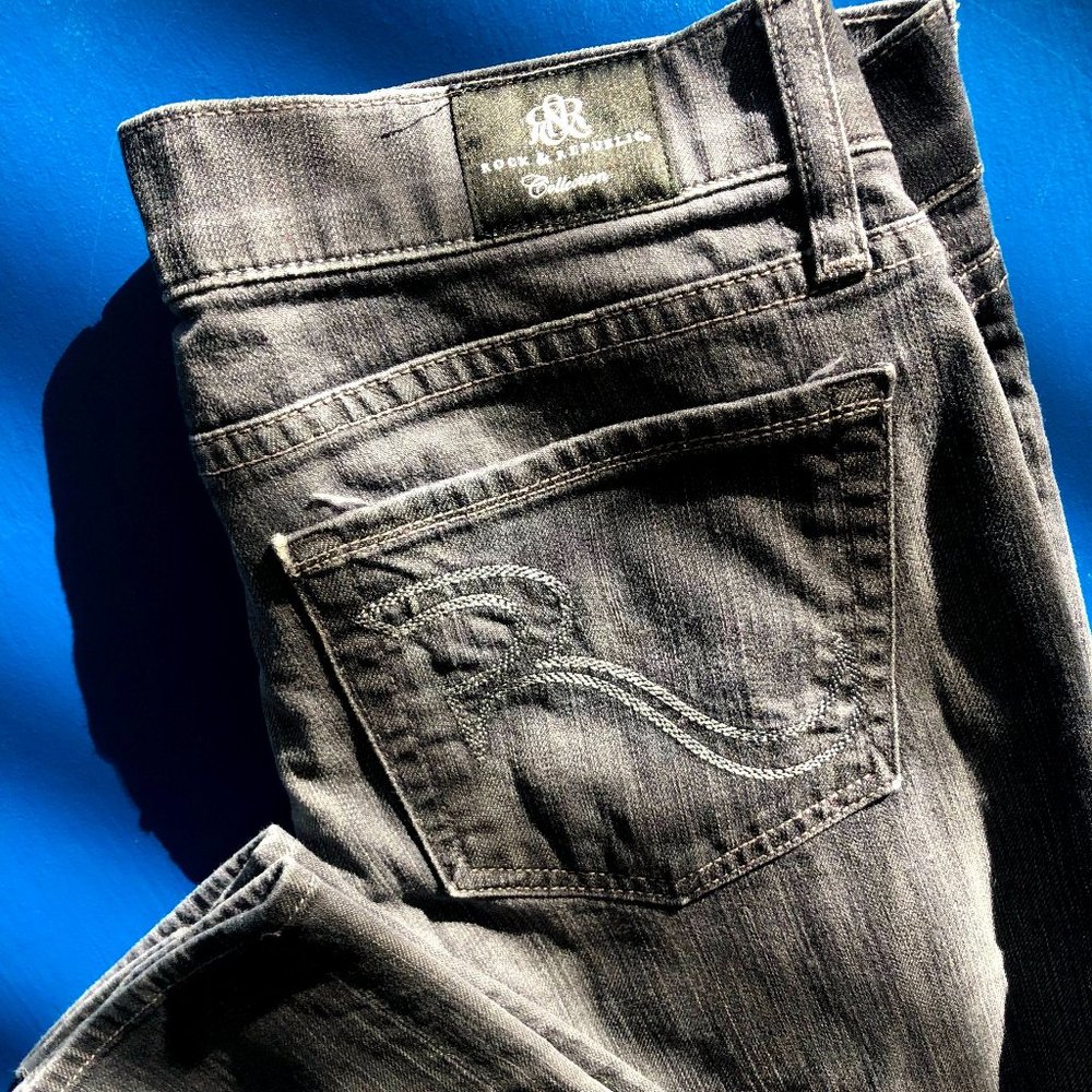 Rock & Republic Gray Wash Jeans